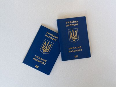 З ними за кордон не випустять: ось які паспорти стали недійсними