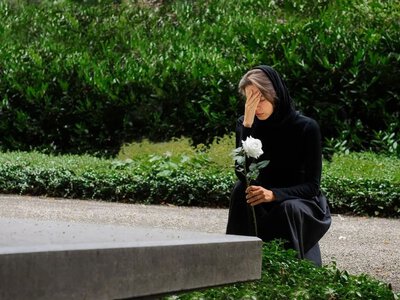 Законом не заборонено: як цивільна дружина загиблого воїна може отримати грошову допомогу