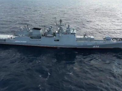 Російський корабель Адмірал Григорович відкрив вогонь по британській яхті в протоці Ла-Манш