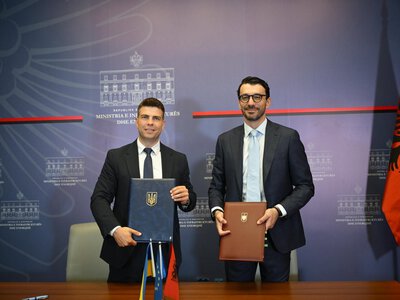 Україна та Албанія відкривають автомобільне сполучення між країнами: підписано Угоду