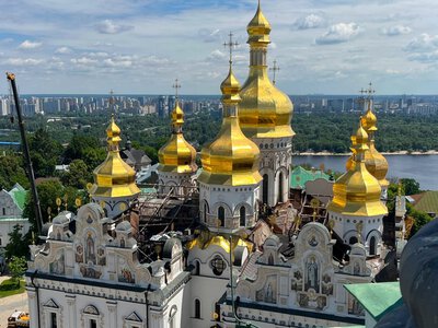 У Лаврі після атаки РФ завершують аварійні роботи на даху