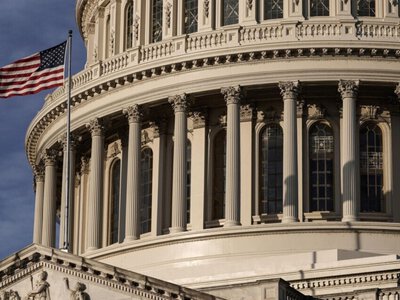 Сенат США вкотре провалив спробу обмежити повноваження Трампа щодо Ірану