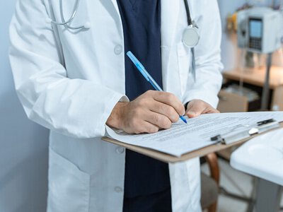 Можна не йти до сімейного лікаря: МОЗ змінило правила отримання лікарняних та рецептів