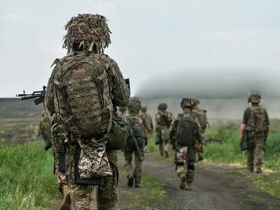 “Централізований контроль був ефективним за часів Наполеона”: американський експерт пояснив, чому ЗСУ варто відмовитися від радянської системи управління