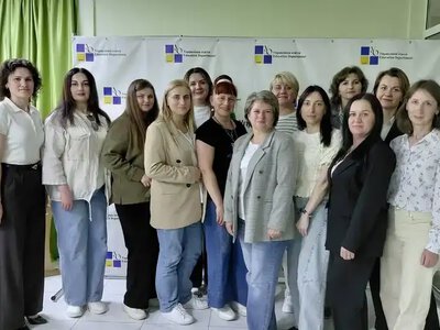 Чиновників повернули за парти: на Рівненщині посадовців вчать говорити й писати українською без помилок