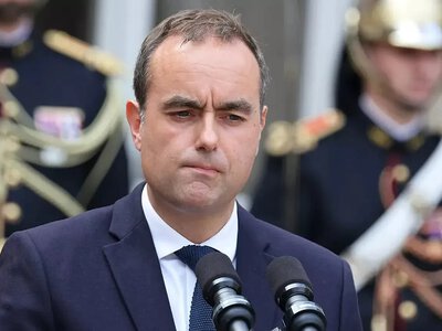 Прем'єр Франції доручив міністрам проводити тести на наркотики у своїх офісах — AFP