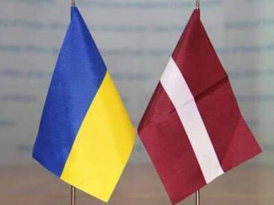 Латвія передала Україні історичні документи німецьких колоній XIX–XX століть на Прикарпатті