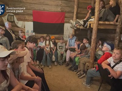 Історико-патріотичний простір «Криївка «Стінка» у Хмельницькому за рік відвідали понад 500 осіб