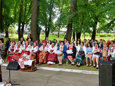Фестиваль весільної пісні відбувся в Коропі