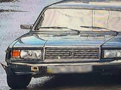 У Рівному водій ВАЗ в`їхав у паркан і втік із місця ДТП