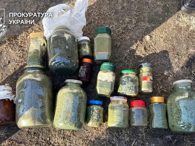 До 12 років ув’язнення: жителя Березнівської громади судитимуть за збут наркотиків