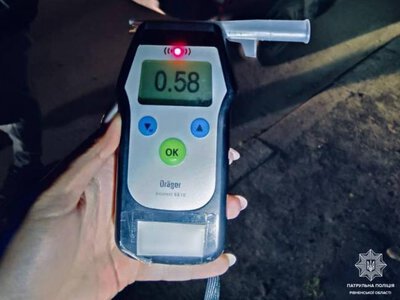 На Рівненщині за кермом ВАЗу зупинили підлітка напідпитку