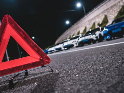 Пішохід потрапив під колеса на «зебрі» в середмісті Ужгорода — PMG.ua