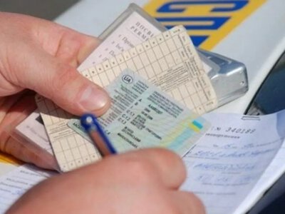 Звільнені з полону українці зможуть безкоштовно відновити водійські документи