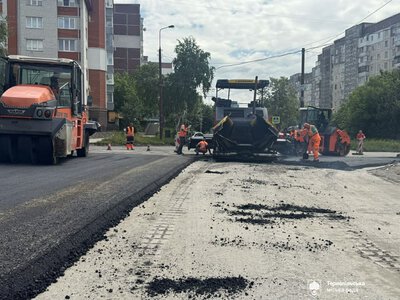 На завантаженому перехресті у Тернополі облаштовують нову кругову розв’язку