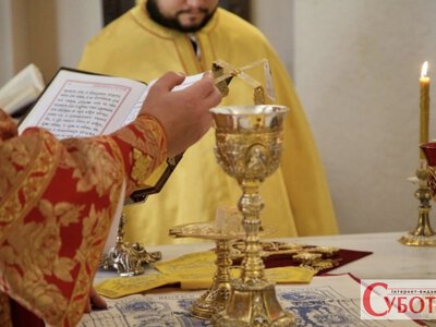 Міфи та реальність: що насправді дозволено і заборонено дружинам священників в Україні