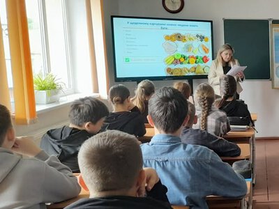 На Прикарпатті підбили підсумки освітнього проєкту зі здорового харчування у 12 школах області