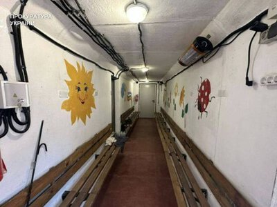 Судитимуть експосадовицю освіти за укриття, які не захищають під час обстрілів