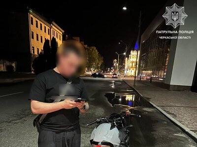 У Черкасах патрульні впіймали неповнолітнього мотоцикліста без прав