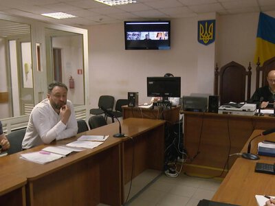 Суд вчергове відклав підготовче засідання у справі обвинувачених у недбалості лікарів Odrex через неявку адвоката