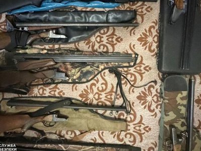 Правоохоронці викрили чергові схеми продажу «трофейної» зброї та вибухівки