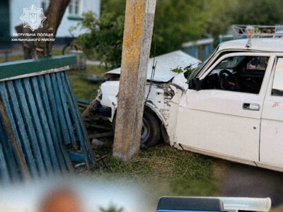 У Хмільницькому районі нетверезий водій в’їхав у паркан