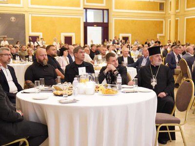 Представники Луганщини  взяли участь у першому Молитовному сніданку прифронтових територій
