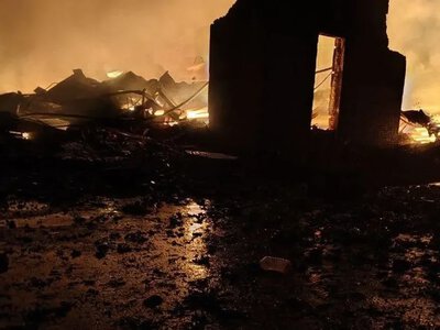«За двома зайцями» і «Тіні забутих предків». У кіностудії Довженка розповіли, які костюми вціліли після російського обстрілу
