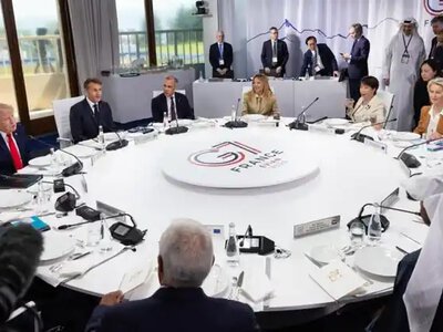 Эвиан: G7 усиливает давление на Москву