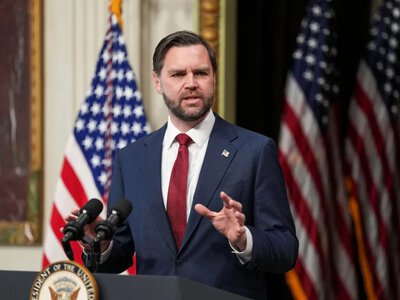 Слава Ісусу – Венс відреагував на позитивні коментарі Папи Лева щодо угоди між США та Іраном