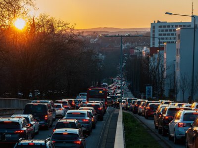 Водіїв почали штрафувати за затори на перехрестях: кого можуть залишити без прав