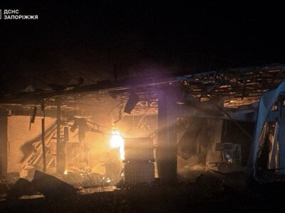 Внаслідок нічного удару по АЗС у Запоріжжі поранені двоє людей