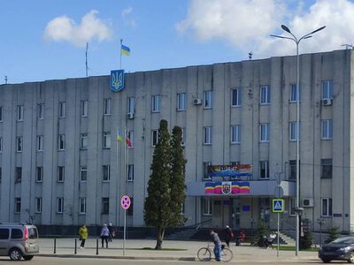  У Ніжині правоохоронці проводять слідчі дії щодо закупівлі дронів 