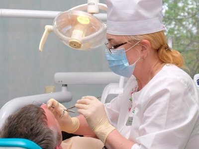 Безкоштовне зубопротезування та лікування: хто може отримати стоматологічну допомогу
