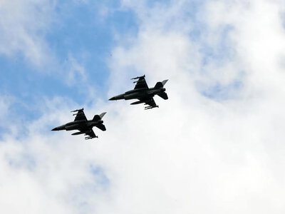 Зеленський: Україна має домовленості щодо додаткових F-16, потрібно готувати пілотів