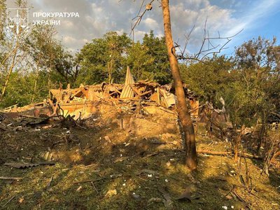 На місці удару РФ по Харкову виявили фрагменти тіла людини