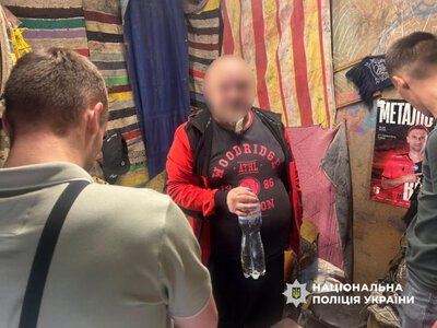 У Рівному викрили двох чоловіків із психотропами та наркотиками на понад 100 тисяч гривень