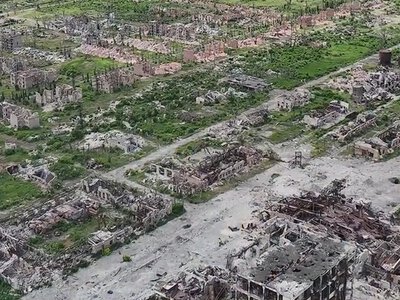 Військові 24-ї ОМБр показали унікальні кадри з Часового Яру, який боронять уже два роки