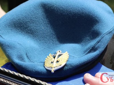 На Житомирщині провели в останню путь командира розвідки дронів Юрія Нагорного