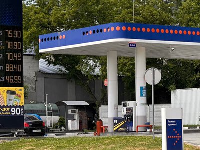 Експерт сказав, на скільки і коли подешевшає дизель в Україні