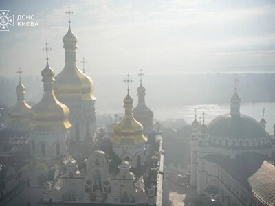 Часткове відкриття Києво-Печерської лаври після обстрілу: куди пускають відвідувачів