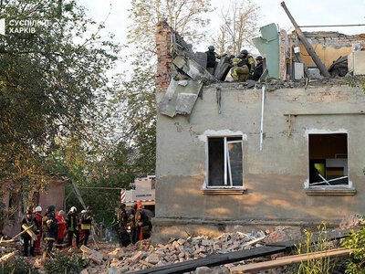 У Харкові з-під завалів будинку дістали тіло загиблої людини після удару КАБами