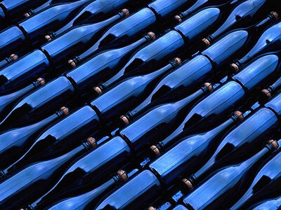 Продажі алкоголю в Україні за п'ять місяців зросли на 13,5% – до 72,7 млрд грн