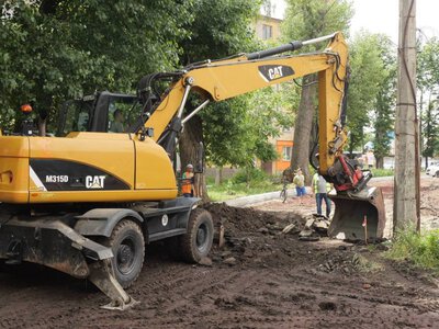На півночі Кривого Рогу оновлюють тепломережі і виконують масштабний благоустрій житломасивів