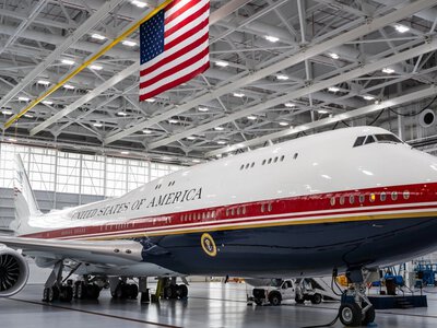 Трамп отримав літак у подарунок від Катару для використання як президентського борту