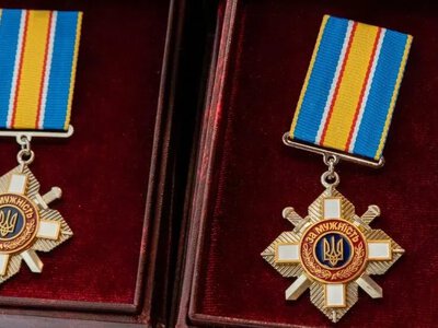 У Миргороді родинам полеглих військових передали державні нагороди