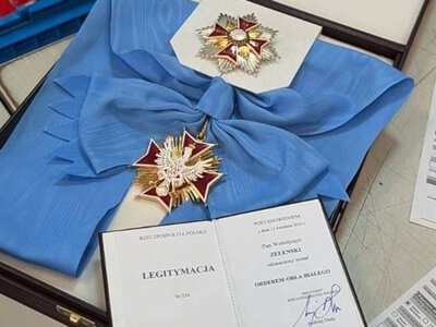 Зеленський вручив Навроцькому орден Білого Орла через пошту