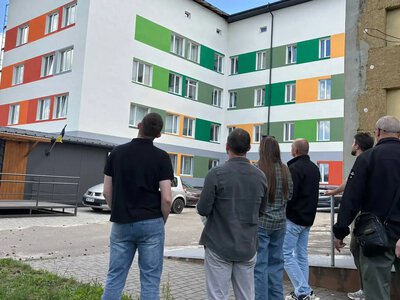 У Сарнах на Рівненщині перевірили ремонт пологового відділення
