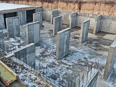 Понад 560 тисяч гривень неустойки стягнуть з підрядника за незбудоване сховище в Херсоні