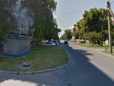 У Черкасах просять відремонтувати аварійний тротуар на вулиці Праведниці Шулежко